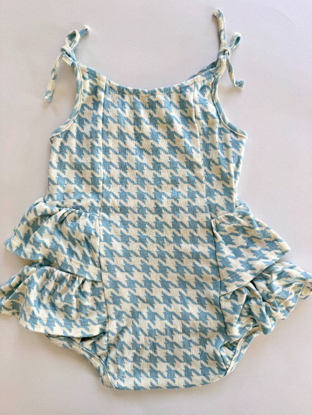 Kate Quinn Organic Cotton Houndstooth Ruffle Tie Strap Romper Blue Cream 18-24M